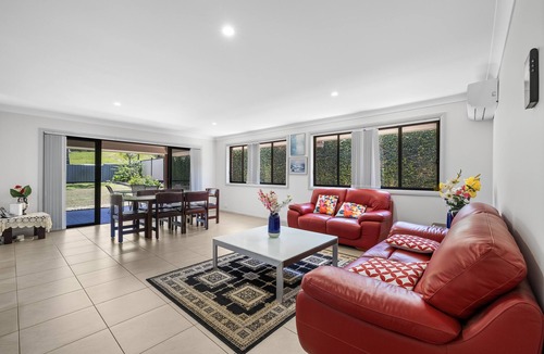 South West Rocks House | Fritzy's Oasis 7 Tallowwood