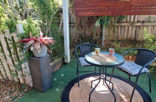 Geneva Apartment | Front Apartment at the Cottage- 2 bedrooms - Geneva in Kyogle