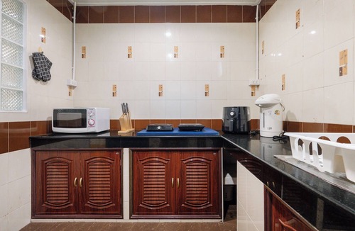 Phra Khanong Villa | FunnD Bts Onnut 5Beds NetflixYouTube