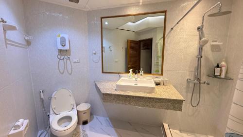 Noen Phra Apartment | Gamers Residence