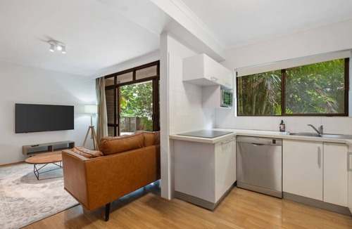 Cremorne Apartment | Garden Apartment with Large Outdoor Areas.