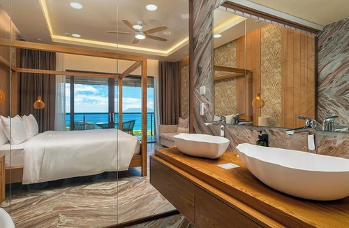 Mare Anglaise Resort | Garden Hill Resort & Spa