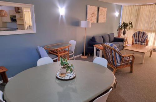 Golden Beach House | Gemini Unit 64 Golden Beach QLD
