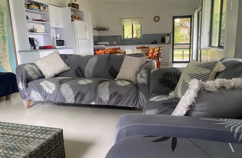 Happy Valley House | Goanna Manor at Happy Valley