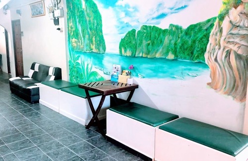 Ko Phi Phi Hostel | Golden Bee PhiPhi Hostel