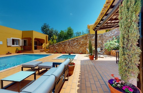 Estombar House | Golden Vila Estômbar