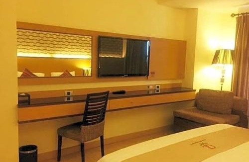 Suan Luang Hotel | Grand Lord Boutique Hotel -Srinakarin