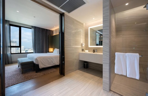 Bang Kra So Hotel | Grand Richmond Stylish Convention Hotel