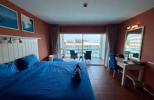 Kram Hotel | GrandBlue Resort