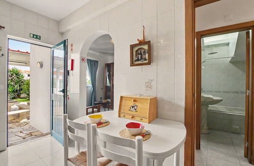 Manta Rota House | Great House By The Beach