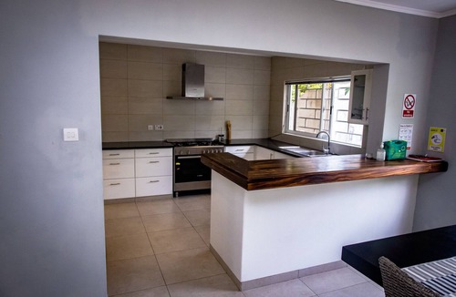 Beau Vallon Apartment | Ground Floor large Family size mordern appartment in Beau Vallon area
