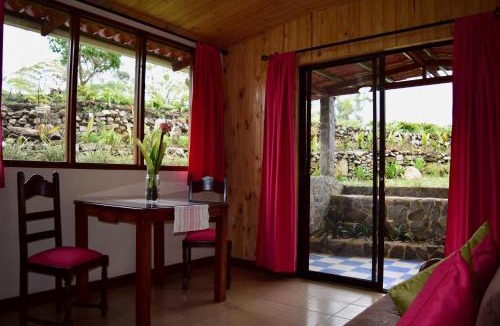 Santa Cruz de Turrialba Hotel | Guayabo Lodge