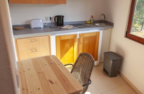Abris Apartment | H 06 - Samouqueira Studio in Montes de Praias