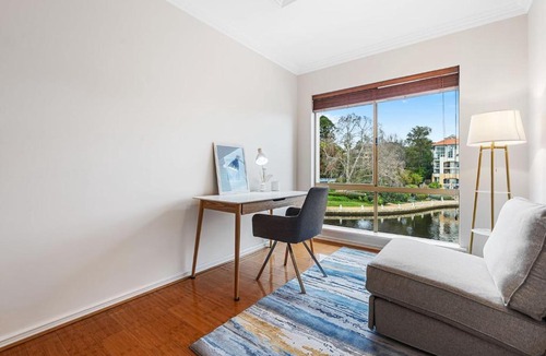 East Perth House | Hampton-Style Waterfront Mansion 3-Storeys of Lux