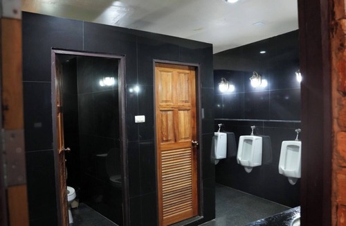 Nanai Road Hostel | Hangover Hostel Patong