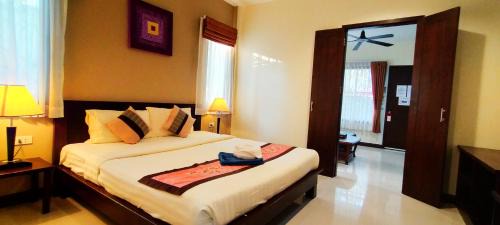 Chalong Resort | Happy Cottage