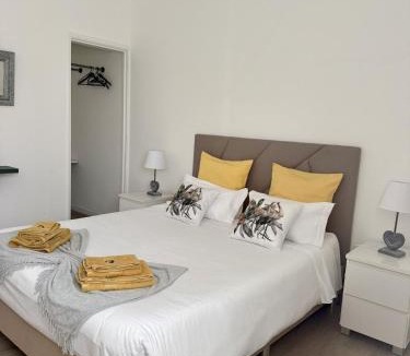 Caloura Apartment | Harmony Deluxe Accommodation