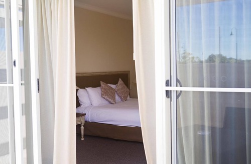Harrington Hotel | Harrington River Lodge