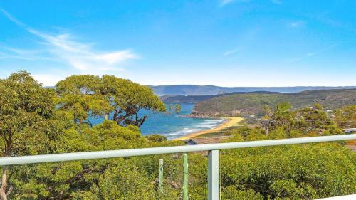 Killcare Heights House | 'Headlands at Killcare' by HolidayCo