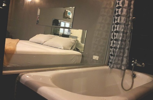 Ban Thung Sukla Hotel | Heaven Inn