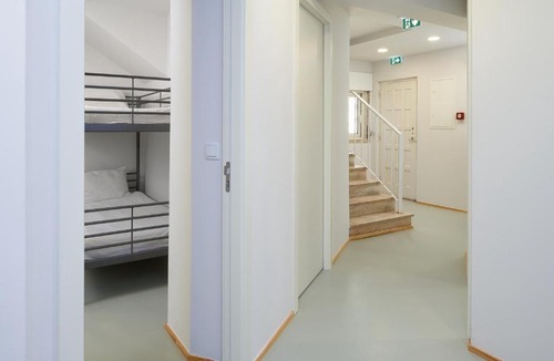 Carcavelos Hostel | Help Yourself Hostels - Carcavelos Coast
