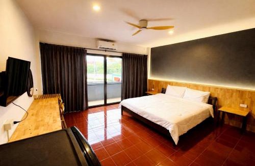 Phuket Apartment | Henry’s House