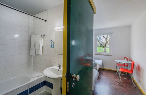 Gloria Hostel | HI Aveiro - Pousada de Juventude - Hostel