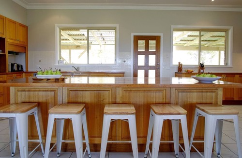Whoota House | Hideaway - Pacific Palms