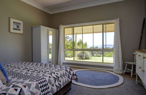 Whoota House | Hideaway - Pacific Palms