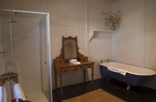 Sutton Forest Cabin | Hillview Heritage Estate