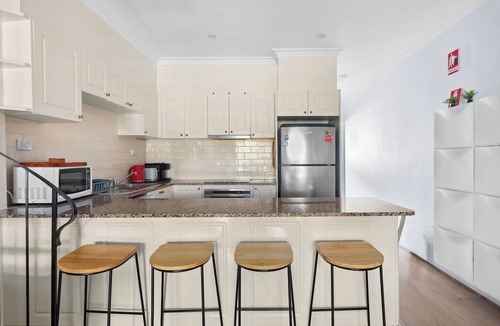 Erskineville Apartment | Hip Inner City Living in Vibrant Erskineville