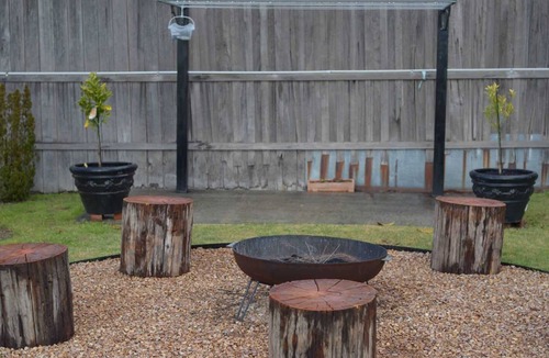 Tenterfield House | Homely 2-Bed Cottage Near Tenterfield Centre