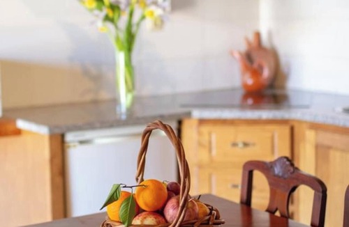 Sortelha Villa | Homerez - Elegant Villa in Sortelha with garden