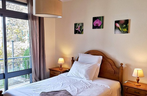 Calheta House | Homerez - Spacious house for 4 ppl. at Lombo Do Doutor