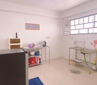 Wieng Hostel | HOMEYHOMeบ้านอบอุ่น