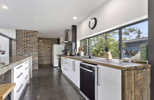 Currarong House | Horizons Currarong – Stay 3, Pay 2!
