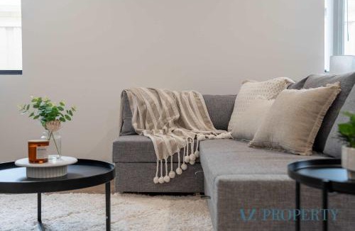 Piara Waters House | Hosted Modern Comfort in Piara Waters Perfect for Fam