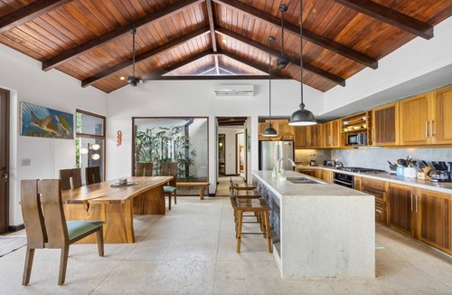 Rio Seco House | House in the Heavens with Panoramic Ocean Views