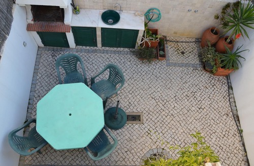 Manta Rota House | House with patio near the beach