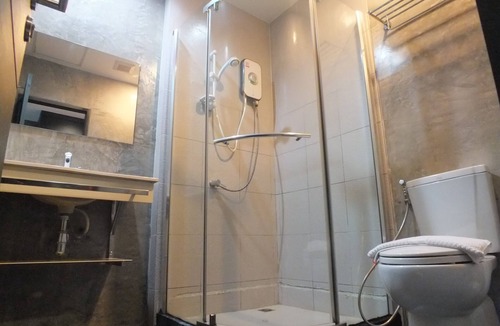 Noen Phra Hotel | Hub de Leaf Rayong