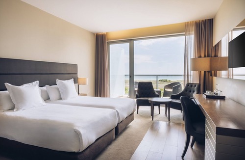 Meia Praia Hotel | Iberostar Selection Lagos Algarve