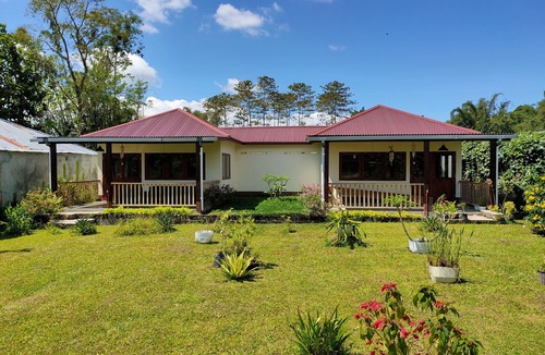 Tomohon Cottage | ilasan cottage