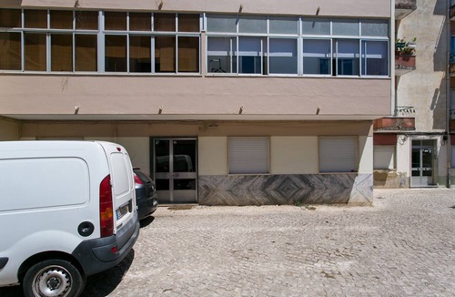 Algueirao - Mem Martins Apartment | Isabel Dream IV, 400m from the train, 4 Km from Sintra.