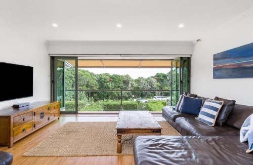 Byron Bay Villa | James Cook 3