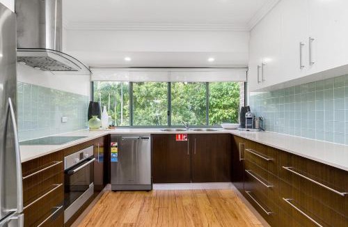 Byron Bay Villa | James Cook 3