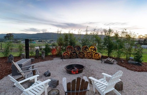 Paxton House | Jasmine Lodge - Idyllic home with pool, mountain views and fire pit.