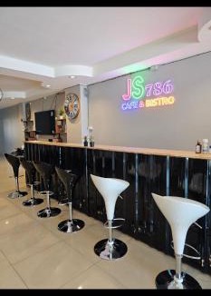Na Kluea Hostel | JS786 Cafe&Bistro