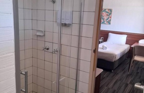 Ashmont Hotel | Junction Motel Wagga