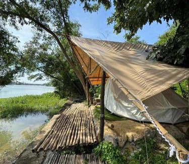 Ratchaburi House | Kaitoon's River House