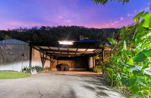 Mooroobool House | Kalamunda - A Home in the Forest